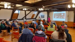 Foto Teilnehmende bei der Lesung "Die letzte Äbtissin"