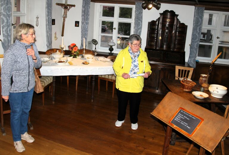 Foto Besucher Vorderösterreichische-Ausstellung